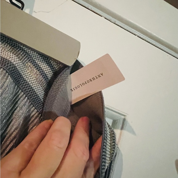 Elegant Metallic Stretchy pants - Picture 4 of 6